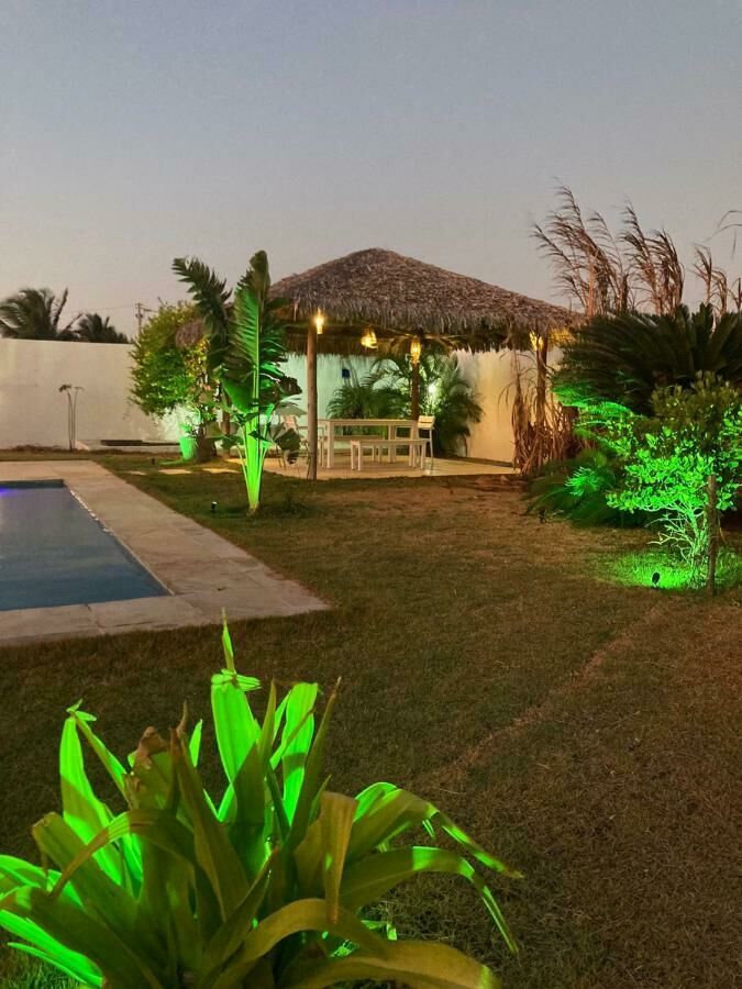 Imagem de Casa ampla no Pontal do Maceió com piscina e cinco quartos